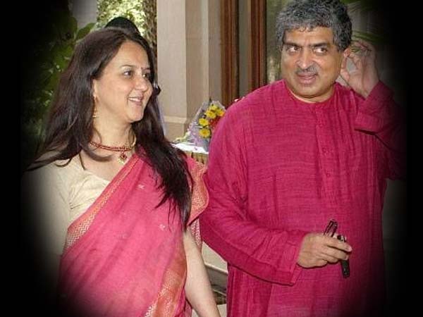 नंदन नीलकेनी और रोहिनी नीलकेनी नंदन नीलकेनी और रोहिनी नीलकेनी