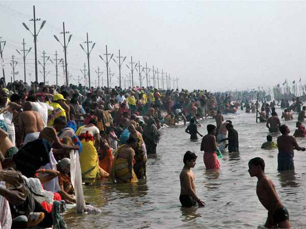 महाकवि सूर्यकांत त्रिपाठी 'निराला' महाकवि सूर्यकांत त्रिपाठी 'निराला'