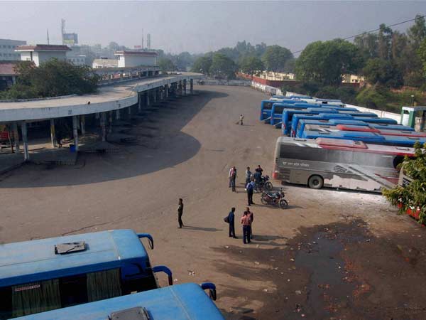 लखनऊ में सन्‍नाटा