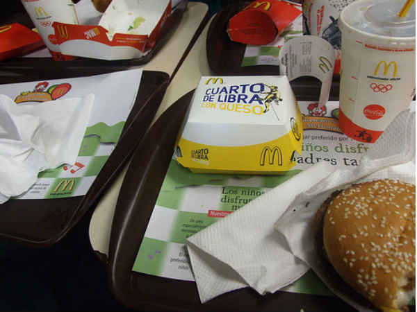 मैकडॉनल्‍ड बर्गर चाहिये