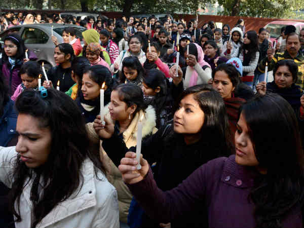 शक के दायरे में बेटी