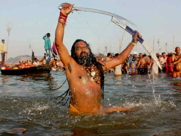 इलाहाबाद में साधु 