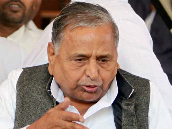 दिग्गजों की गई कुर्सी