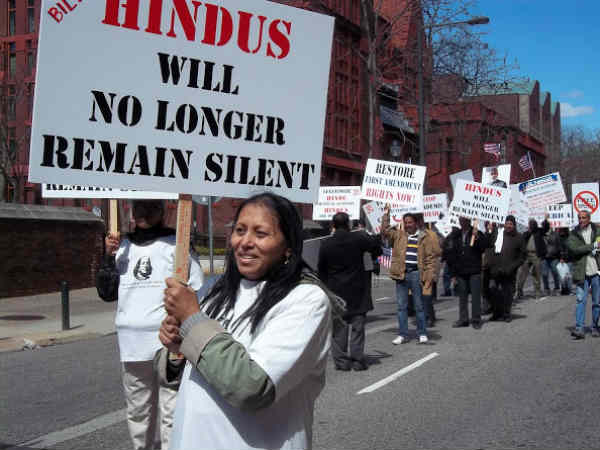 वॉर्टन के खिलाफ प्रदर्शन तस्वीरों में वॉर्टन के खिलाफ प्रदर्शन तस्वीरों में