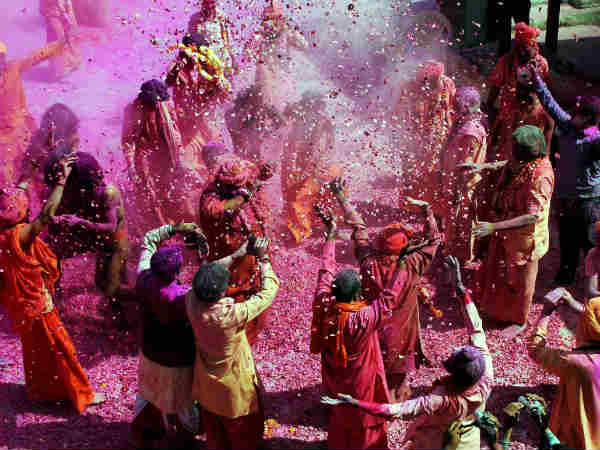 Holi Holi