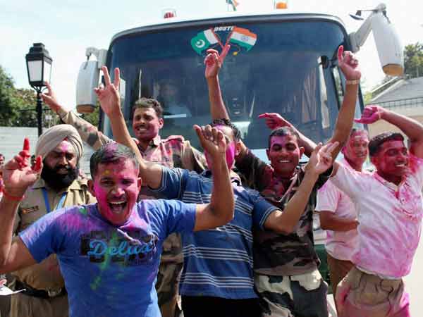 होली का हुल्लड़ होली का हुल्लड़