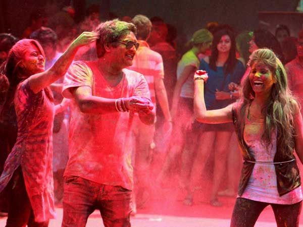 होरियारों की टोली होरियारों की टोली