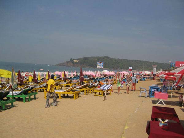 Goa govt bans drinking liquor on beaches to protect women tourists Goa govt bans drinking liquor on beaches to protect women tourists