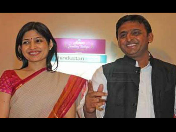 मुख्यमंत्री के साथ सांसद डिंपल मुख्यमंत्री के साथ सांसद डिंपल