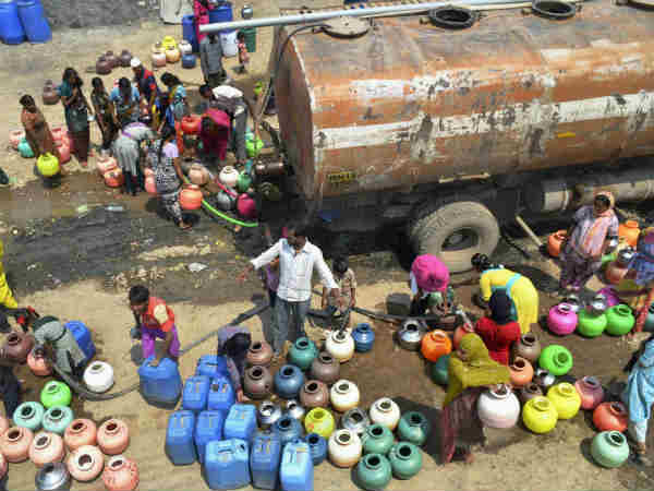 आज पानी क्‍यों नहीं आया?