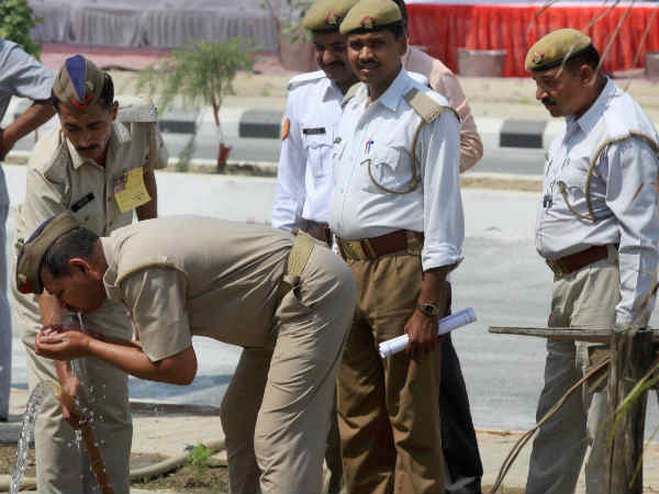 कब रिश्‍वत लेना बंद करेगी पुलिस? 