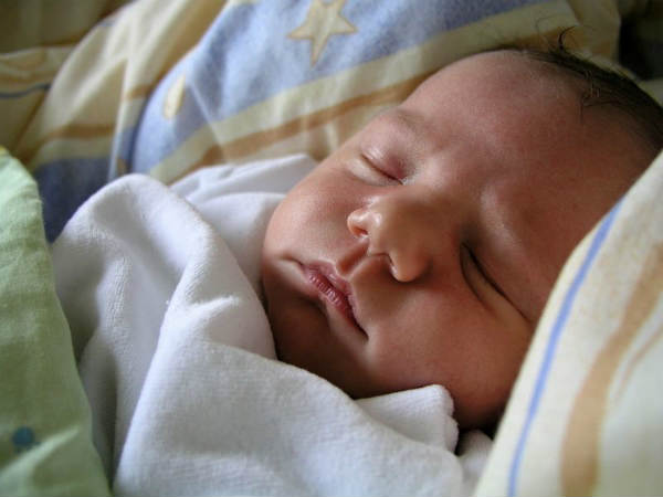 पहले जन्मदिन पर 10 फीसदी की मृत्यु