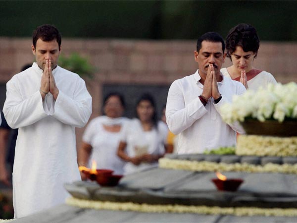 रॉबर्ट वाड्रा - सोनिया गांधी