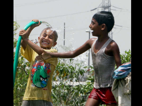 बिहार में छाए आंशिक बादल, उमस बरकरार