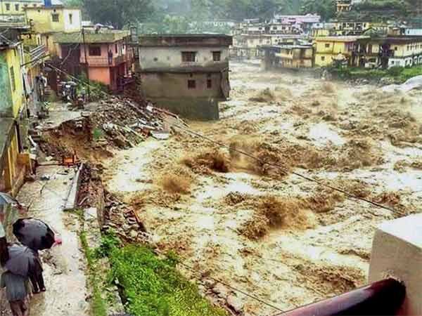 हालात बेहद मुश्किल