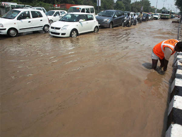 दिल्‍ली में बारिश 
