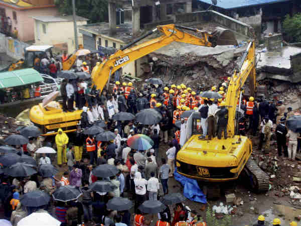 महाराष्ट्र में इमारत ढही, अब तक 7 मरे