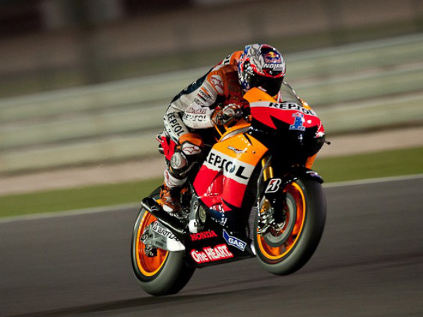 मध्‍यम गति से चला यें