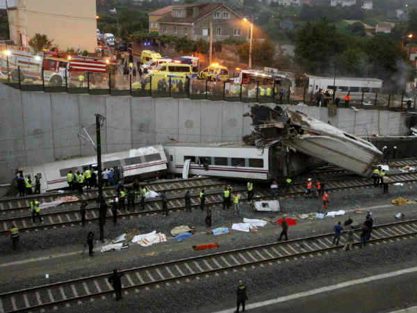 स्पेन में रेल दुर्घटना 