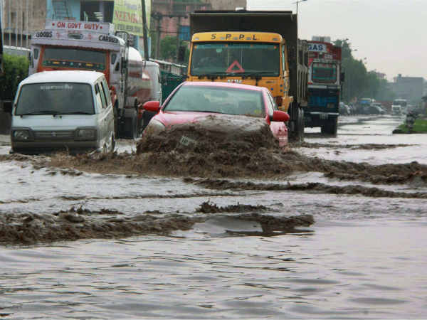 एनसीआर में वर्षा