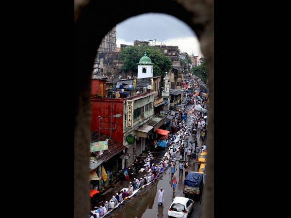 लंबी कतारें 