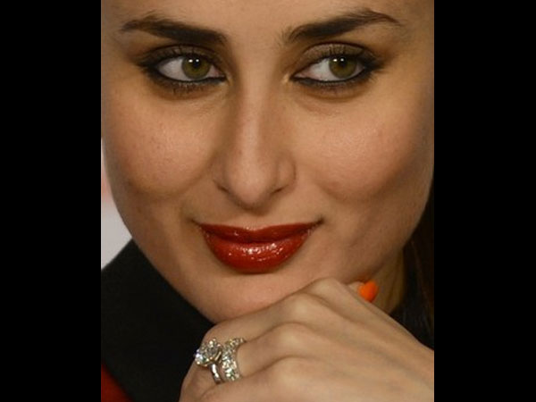 'अंगुठी' 'अंगुठी'