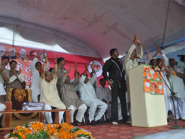 गरीबों को 2 रुपए किलो चावल