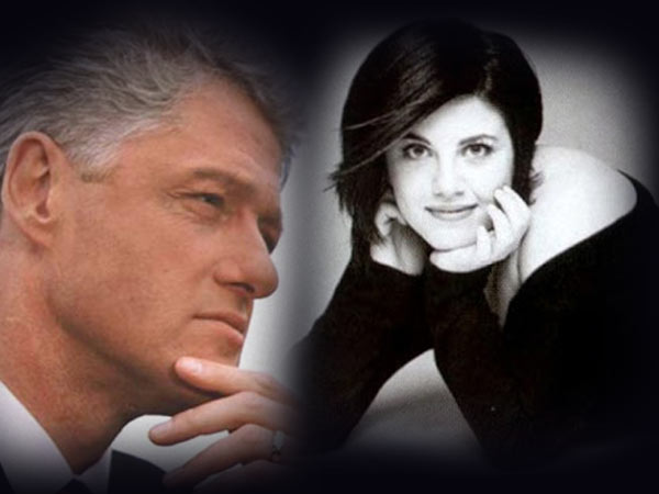 'मैं कपड़े उतारती हूं..तुम मेरे पास आओ'