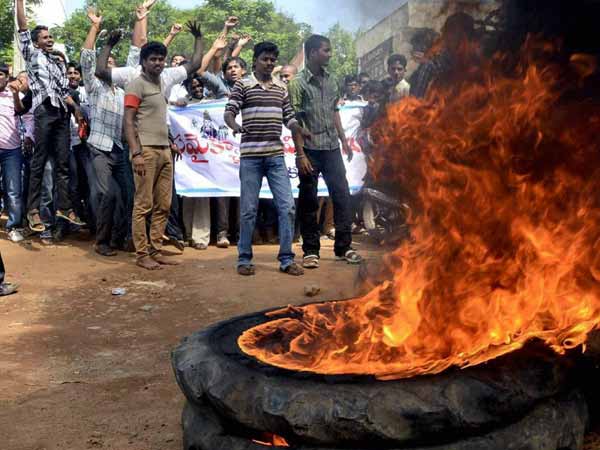 आंध्र प्रदेश में उबाल 