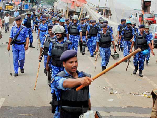 लखनऊ दंगों की एक झलक