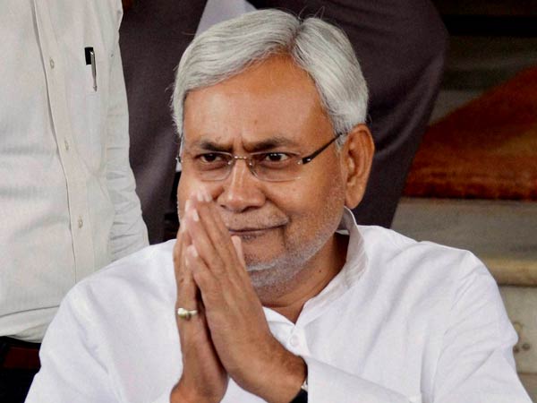 नीतीश ने जिम्‍मेदारी ली