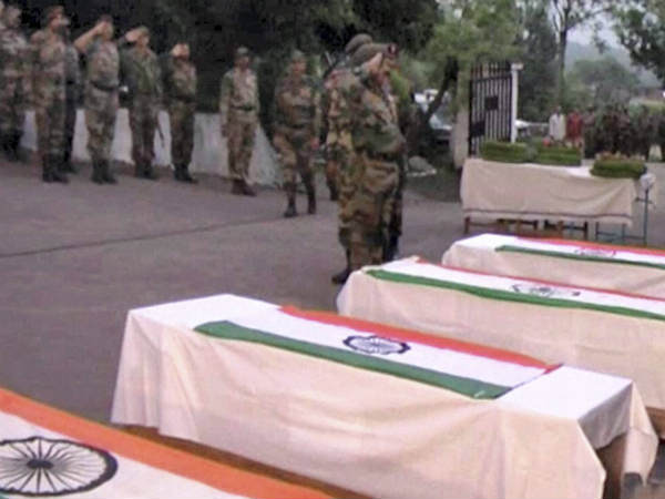 सैनिकों ने छह सदस्यीय गश्तीदल पर हमला किया