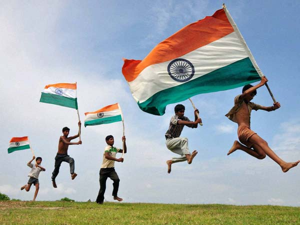 जनता के बीच उपलब्धियों का बखान करेगी उप्र सरकार