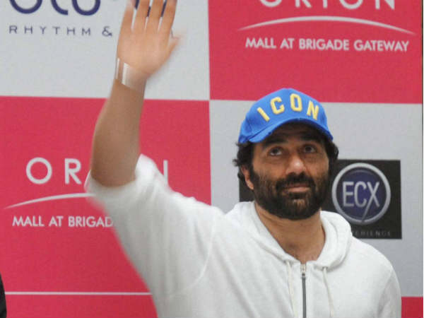 शराब और सिगरेट को हाथ नहीं लगाते