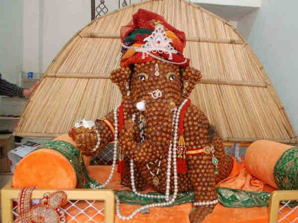 ड्राई फ्रूट्स ड्राई फ्रूट्स