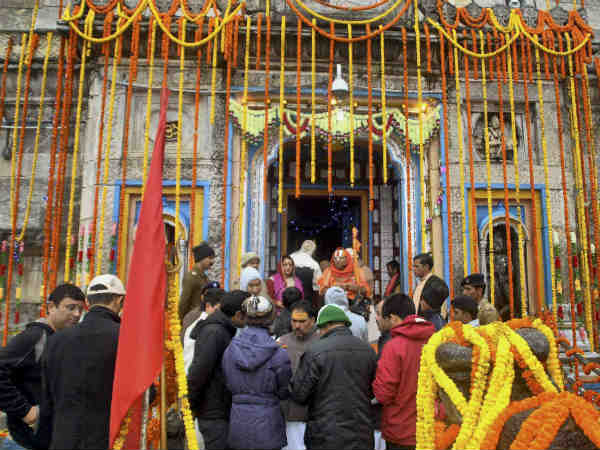खुल गये कपाट