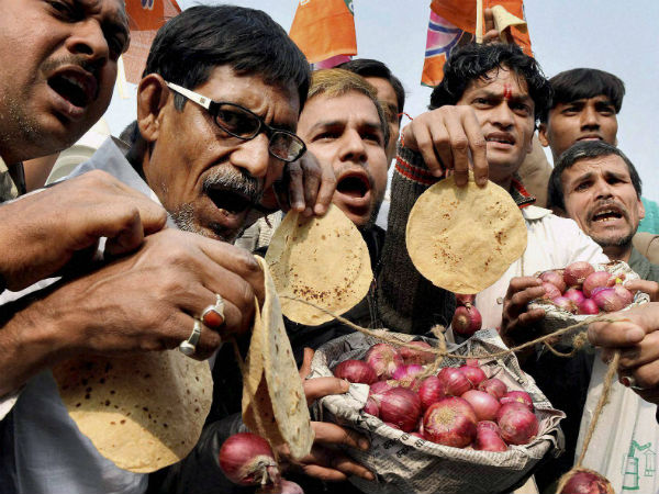 पेट्रोल से भी महंगा हुआ प्याज