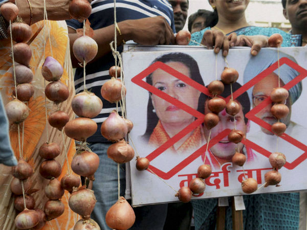 पेट्रोल से भी महंगा हुआ प्याज