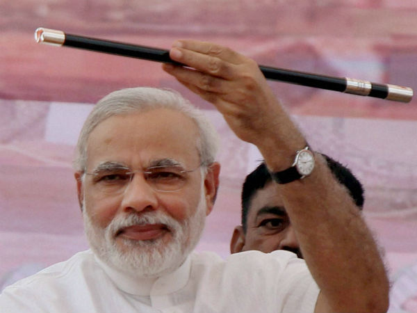 कमांडो के घेरे में 'पीएम इन वेटिंग'