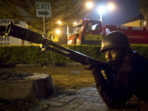 100 से अधिक लोग मारे गये 