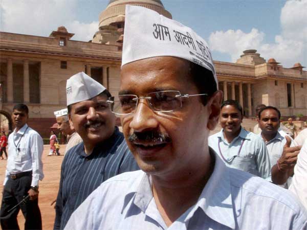 स्वास्थ्य सेवा प्रणाली निजी क्षेत्र के हाथों में नहीं छोड़ी जा सकती स्वास्थ्य सेवा प्रणाली निजी क्षेत्र के हाथों में नहीं छोड़ी जा सकती