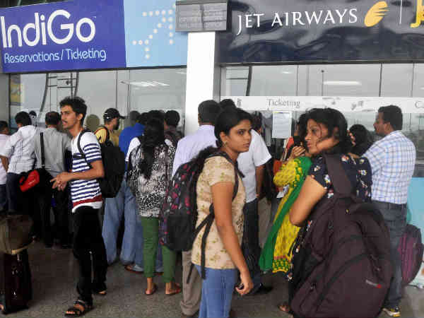 जनजीवन अस्‍त-व्‍यस्‍त