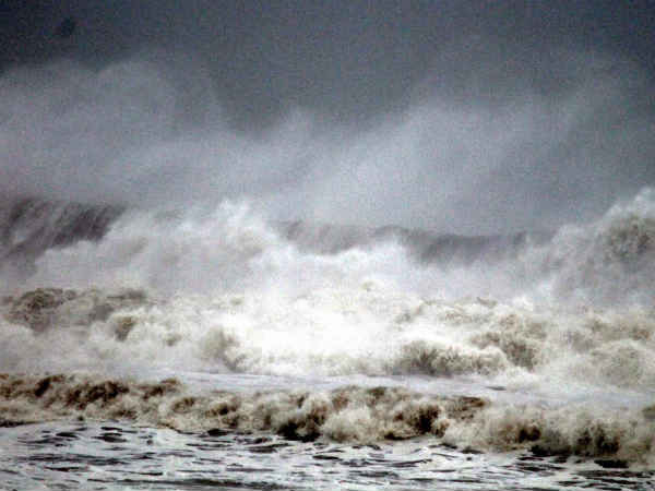 सरकारी दफ्तरों में छुट्टियां रद्द