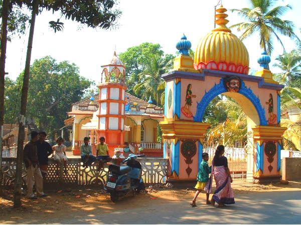 सिओलिम का हिंदू मंदिर