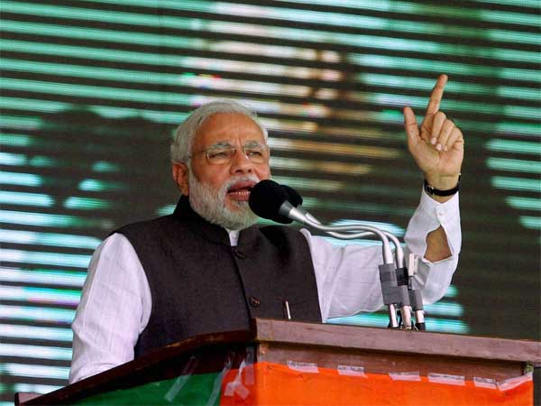 Narendra Modi addressing public rally in Chhatarpur Narendra Modi addressing public rally in Chhatarpur