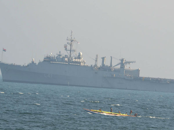 राज्‍य सरकार ने हेलीकॉप्‍टर मंगवाये