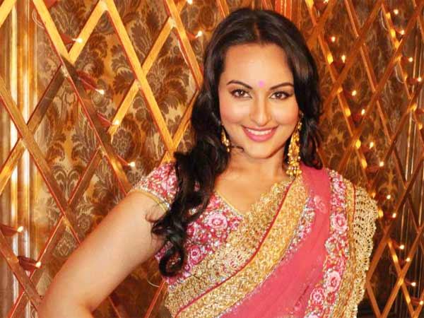 सोनाक्षी सिन्हा 