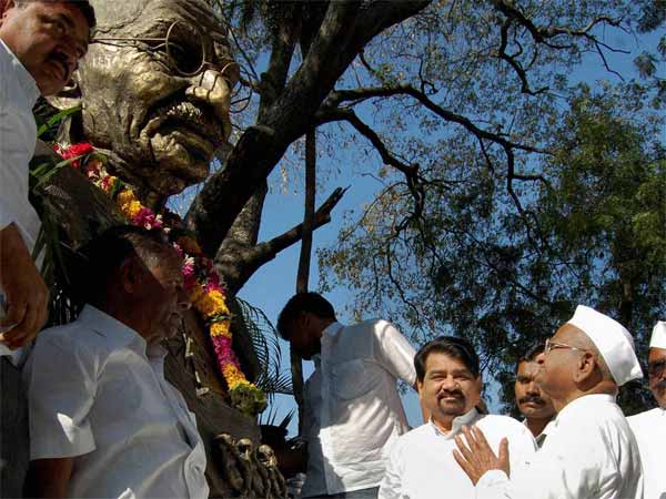 एनजीओ, धार्मिक संस्थान