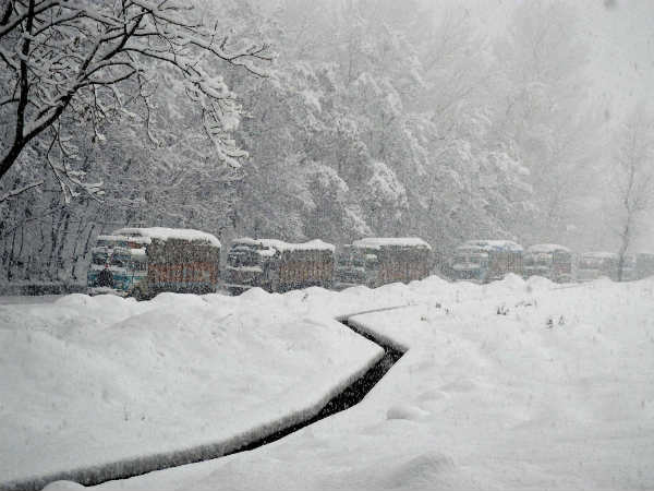 हिमाचल के जैसा ही कश्मीर का हाल