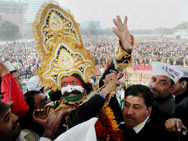 दोनों पार्टियों की विचारधारा 
